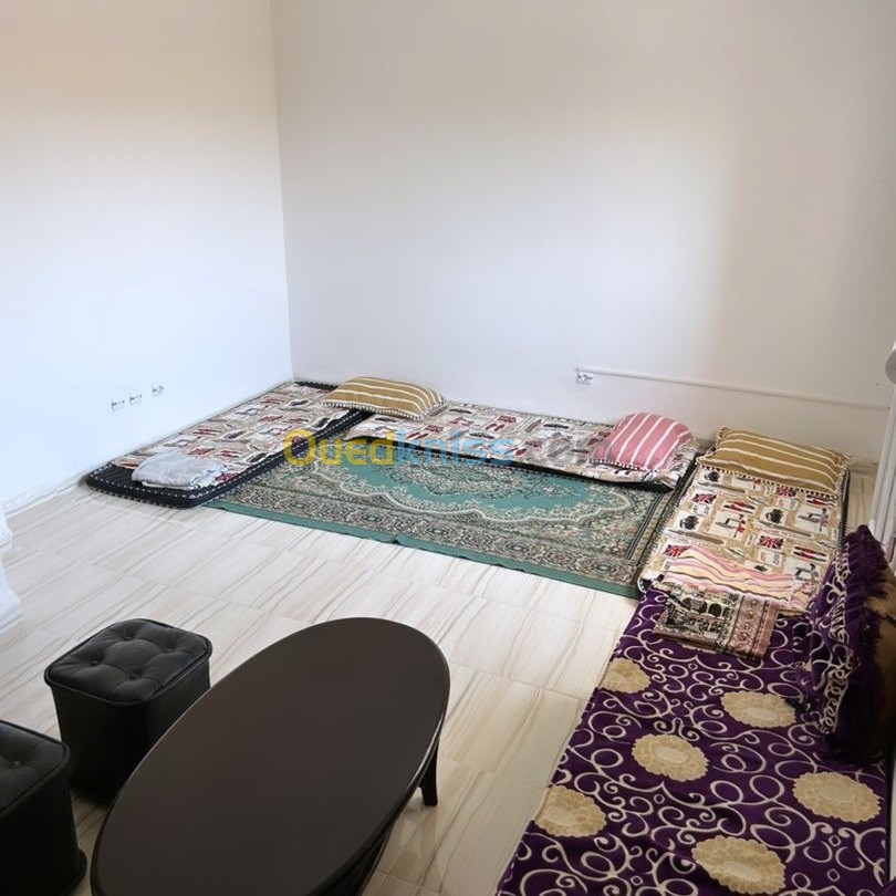 Location vacances Appartement F3 Mostaganem Mezghrane