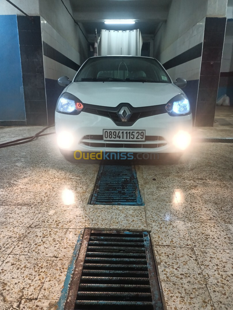 Renault Clio Campus 2015 Mengole