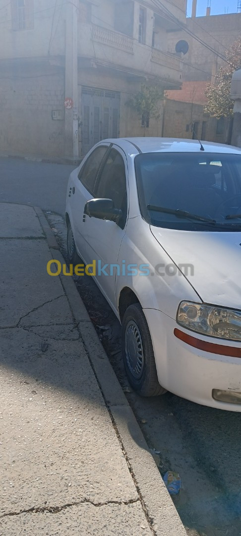 Chevrolet Aveo 4 portes 2004 Aveo 4 portes