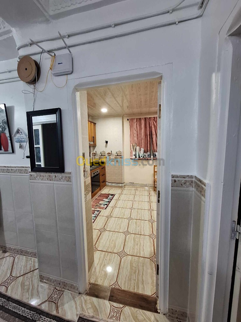 Location vacances Appartement F3 Tiaret Tiaret