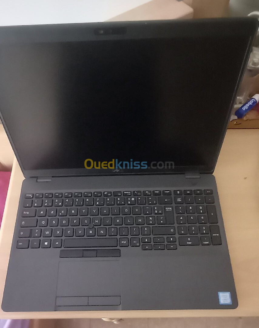 Ordinateur portable DELL PRÉCISION 3541