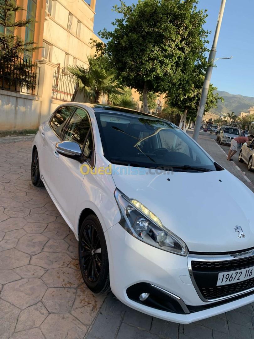 Peugeot 208 2016 Allure Facelift