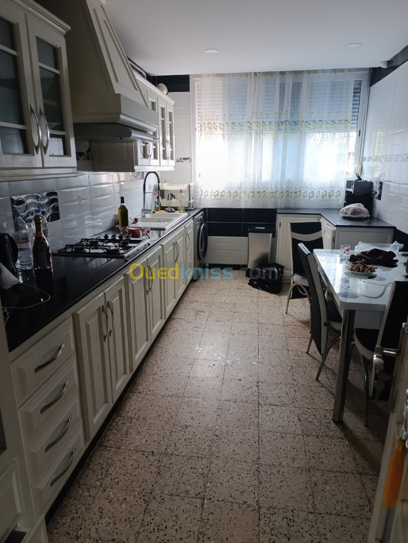 Vente Appartement F4 Aïn Témouchent Hammam bouhadjar