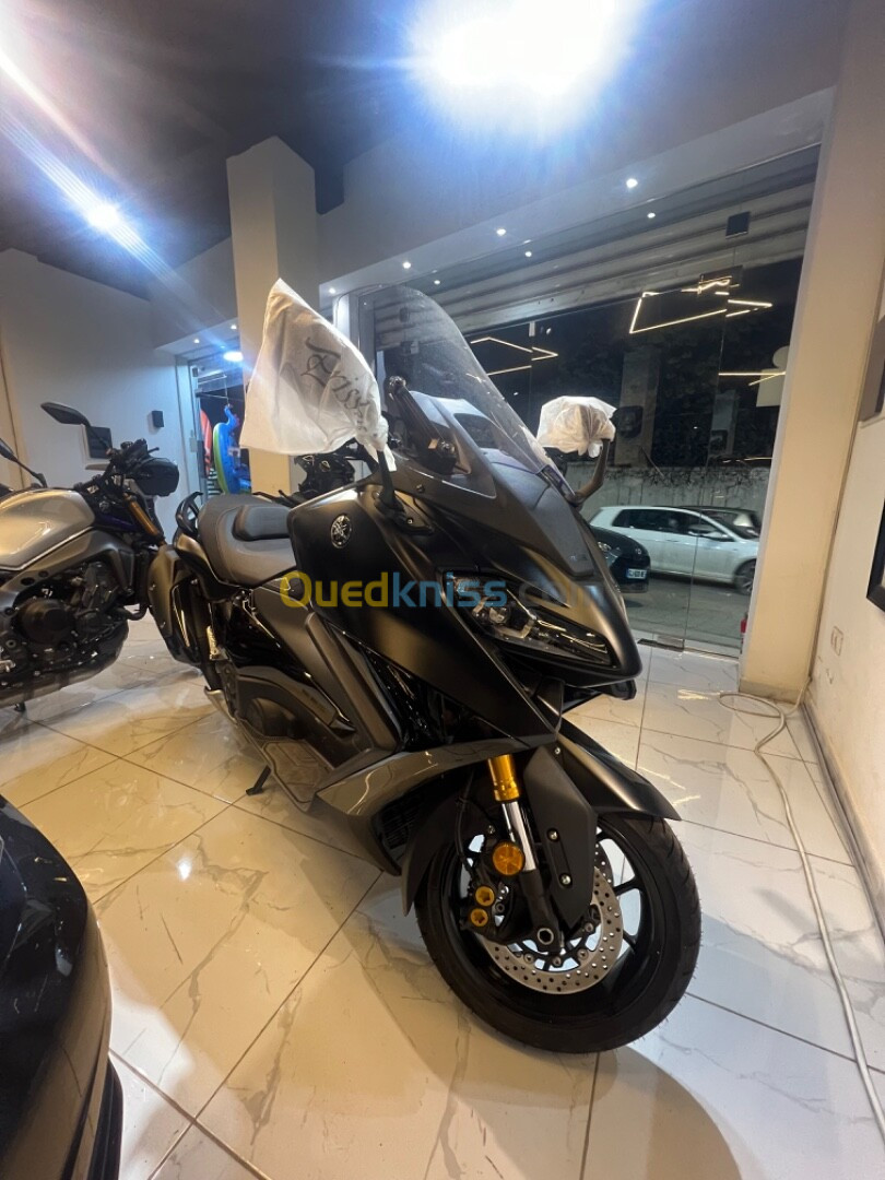 Yamaha Tmax tech max 562 2024