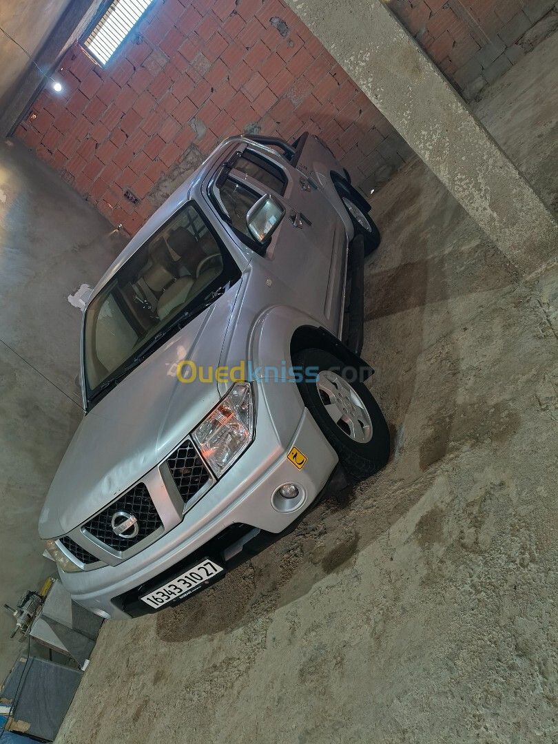 Nissan Navara 2010 Elegance 4x2