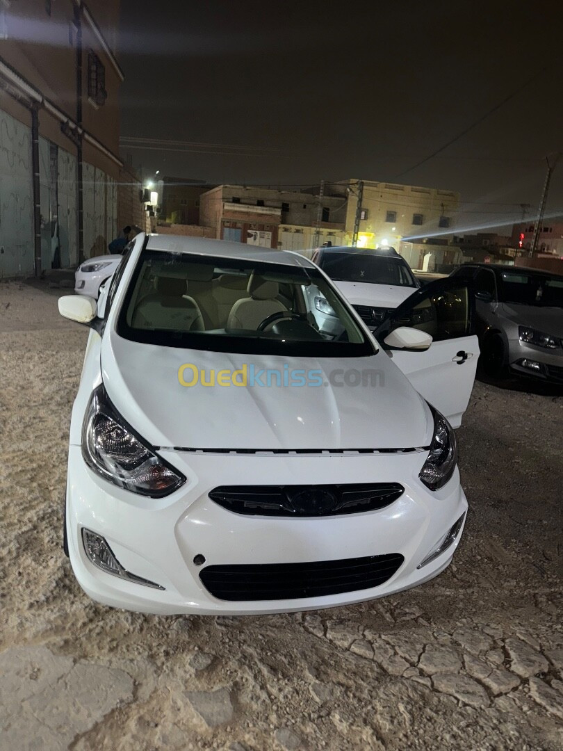 Hyundai Accent RB  4 portes 2014 Accent RB  4 portes