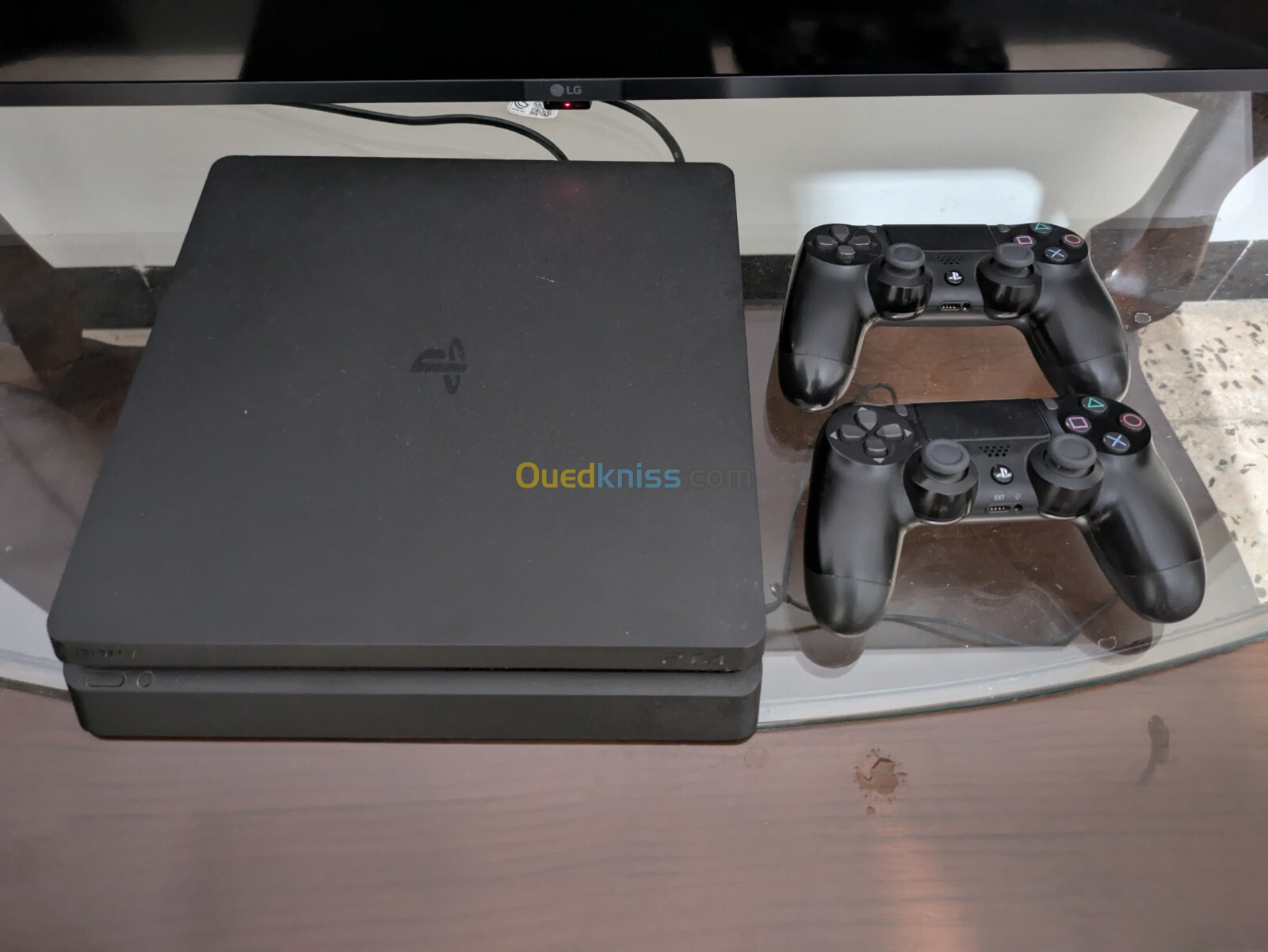 Ps4 slim 