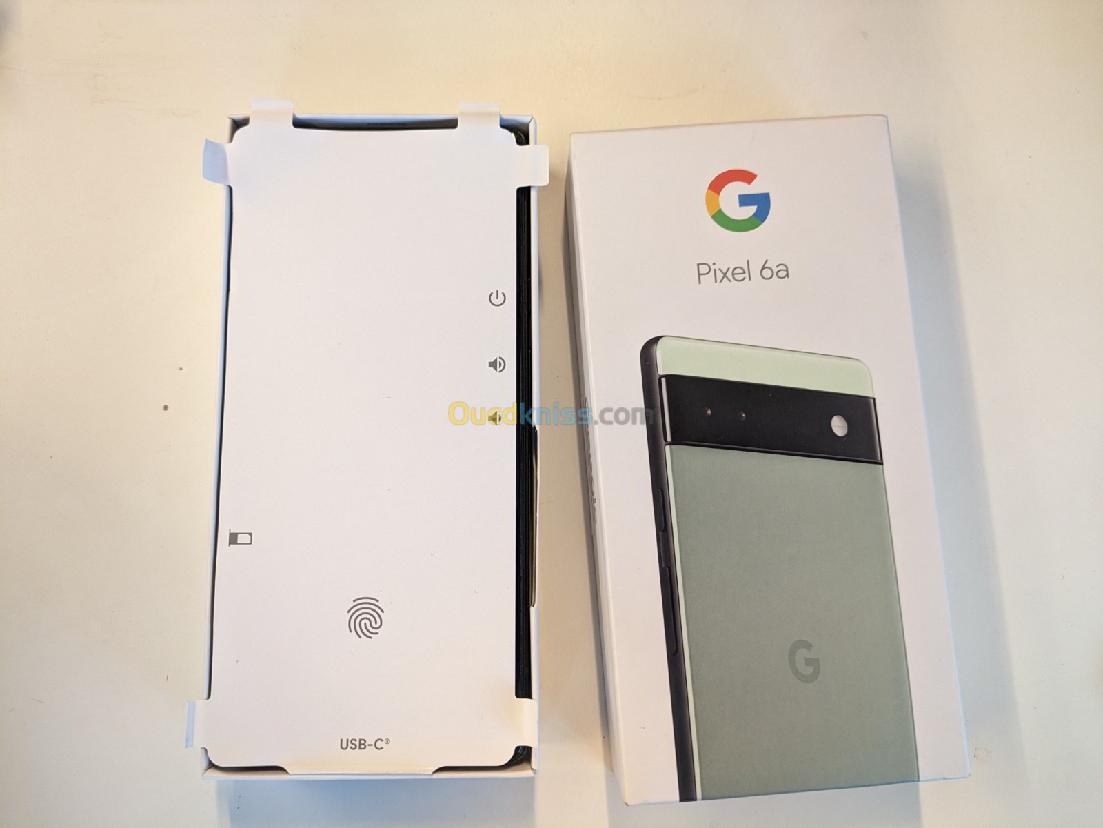 GOOGLE Pixel 6A avec boite et accessoires /Android 14