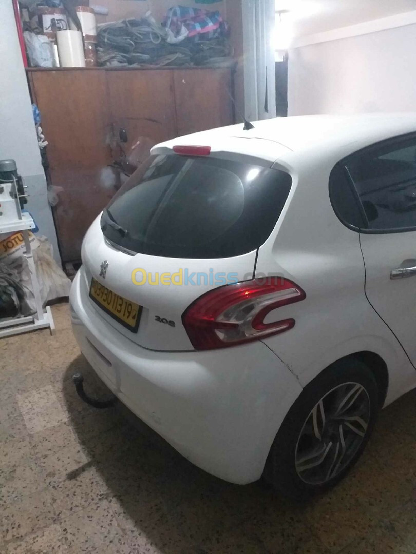 Peugeot 208 2013 208