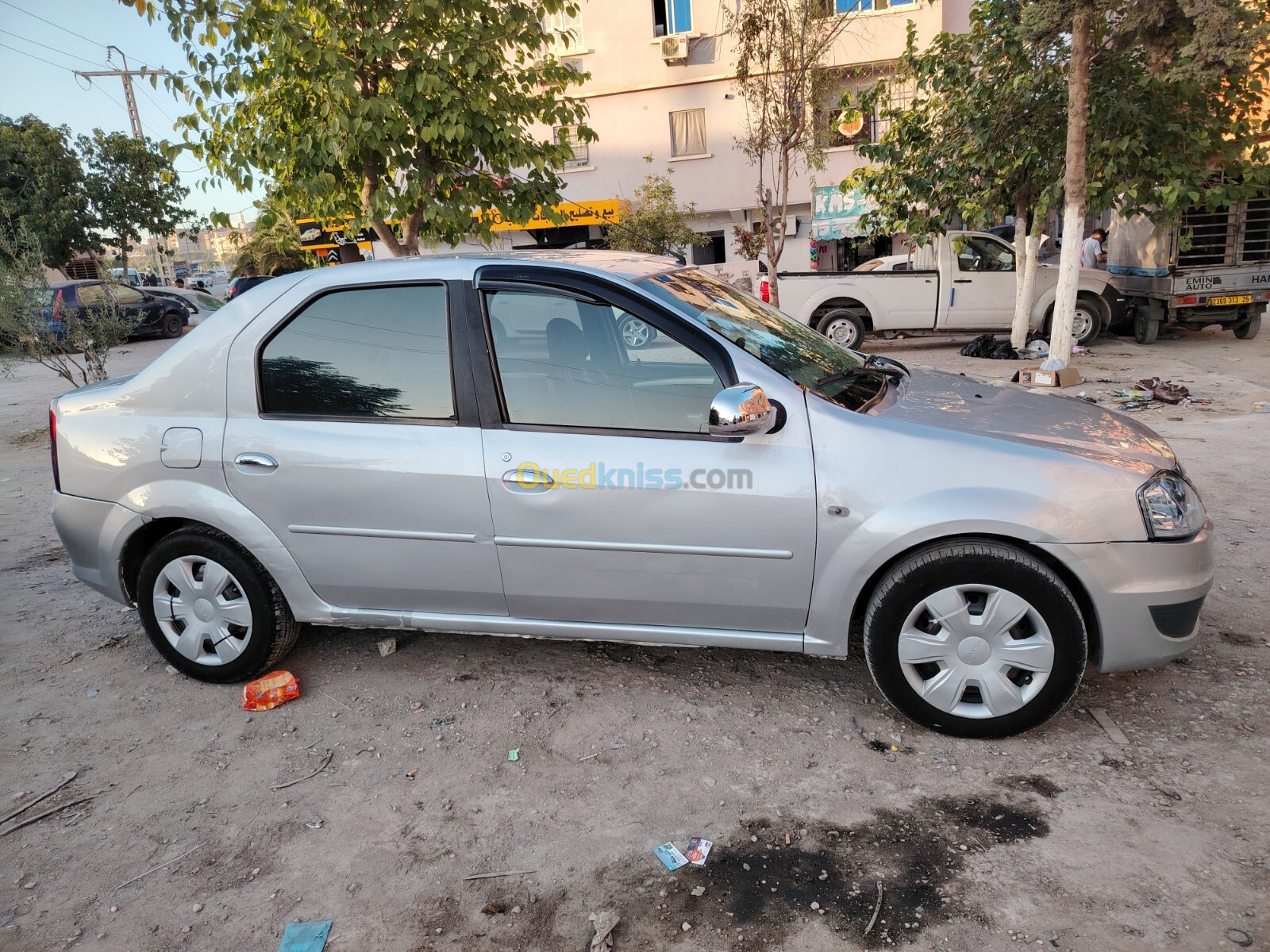 Dacia Logan 2011 لوقان