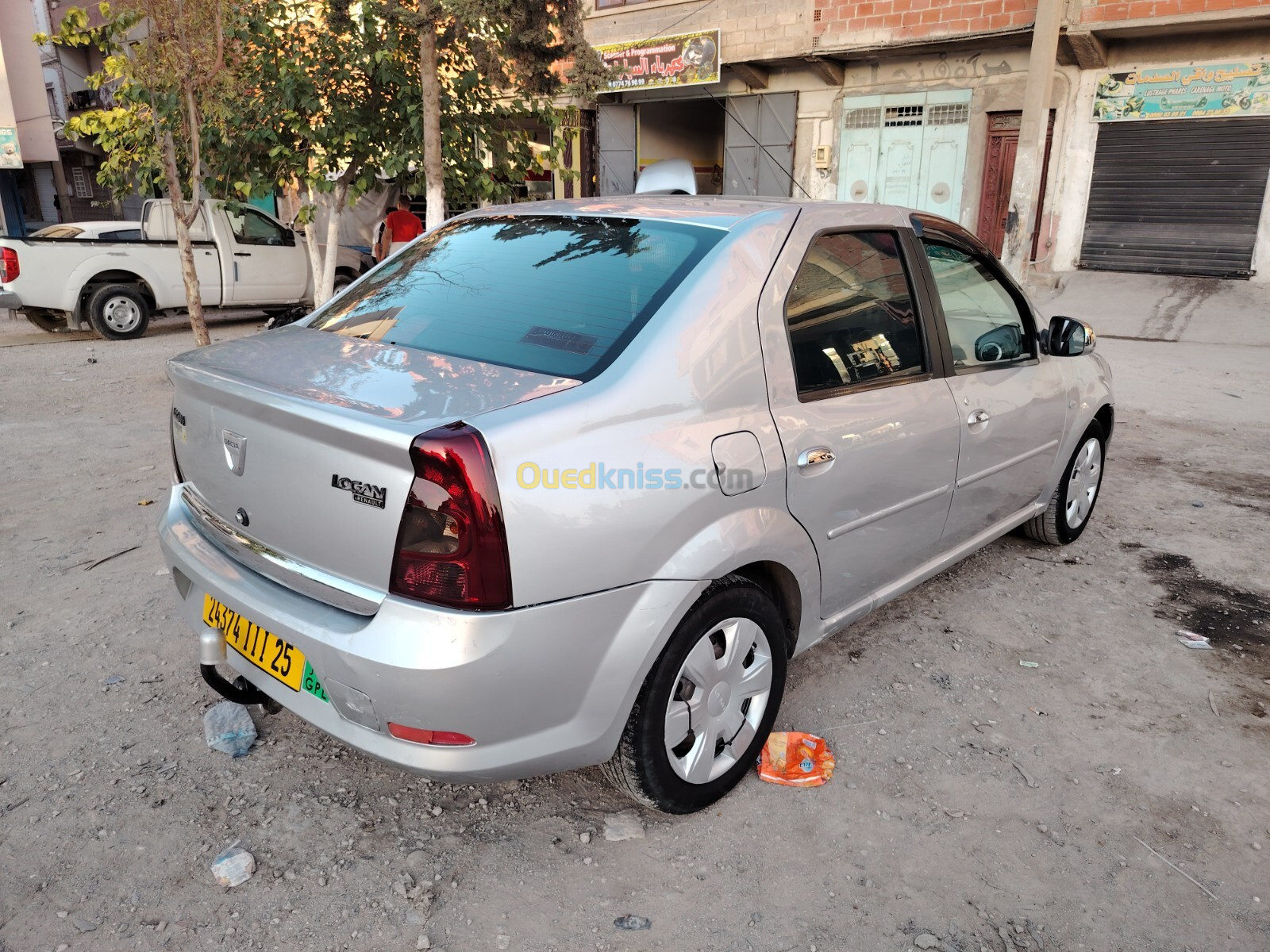 Dacia Logan 2011 لوقان