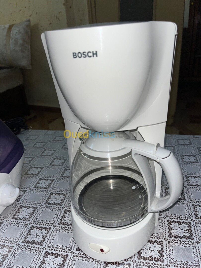 Cafetière BOSCH ET MOULINEX bon état 