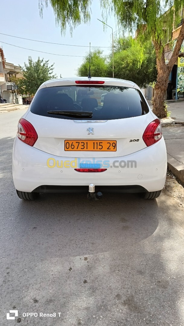 Peugeot 208 2015 Allure