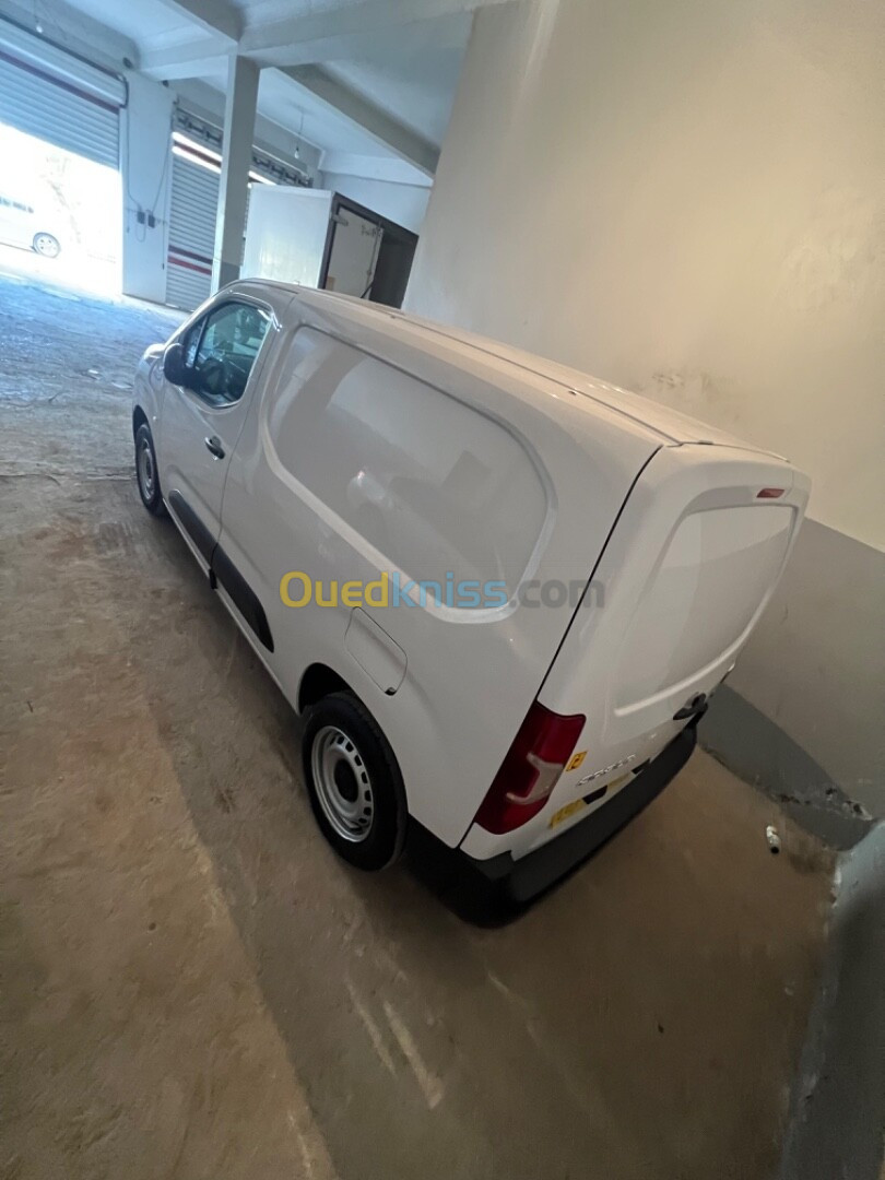 Fiat Professional Doblo 2024 Italien