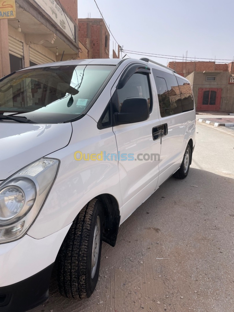 Hyundai H1 2014 Vitré 9 places