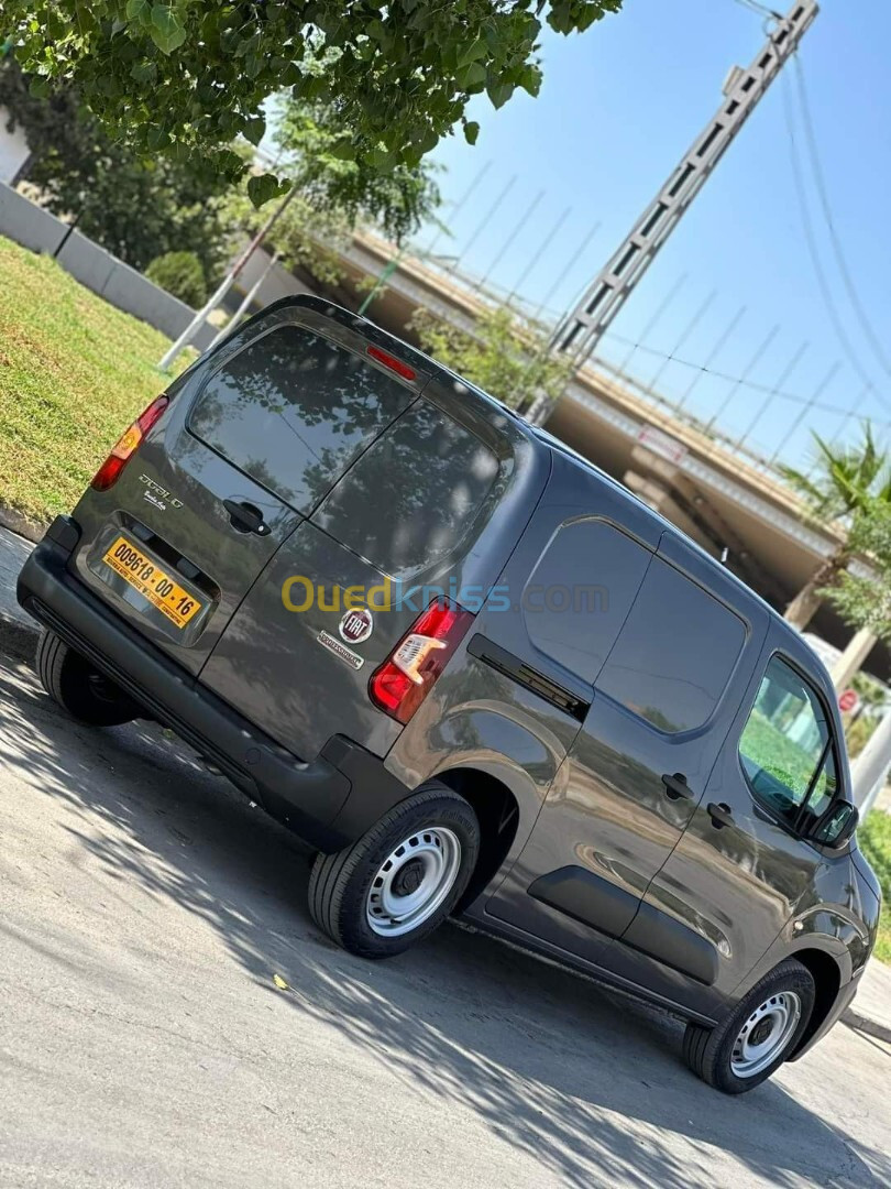 Fiat Doblo 2023 Italie