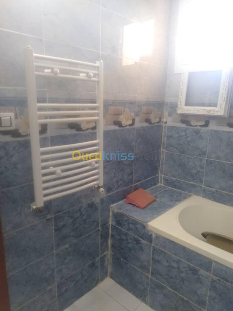 Location Appartement F4 Skikda Filfla