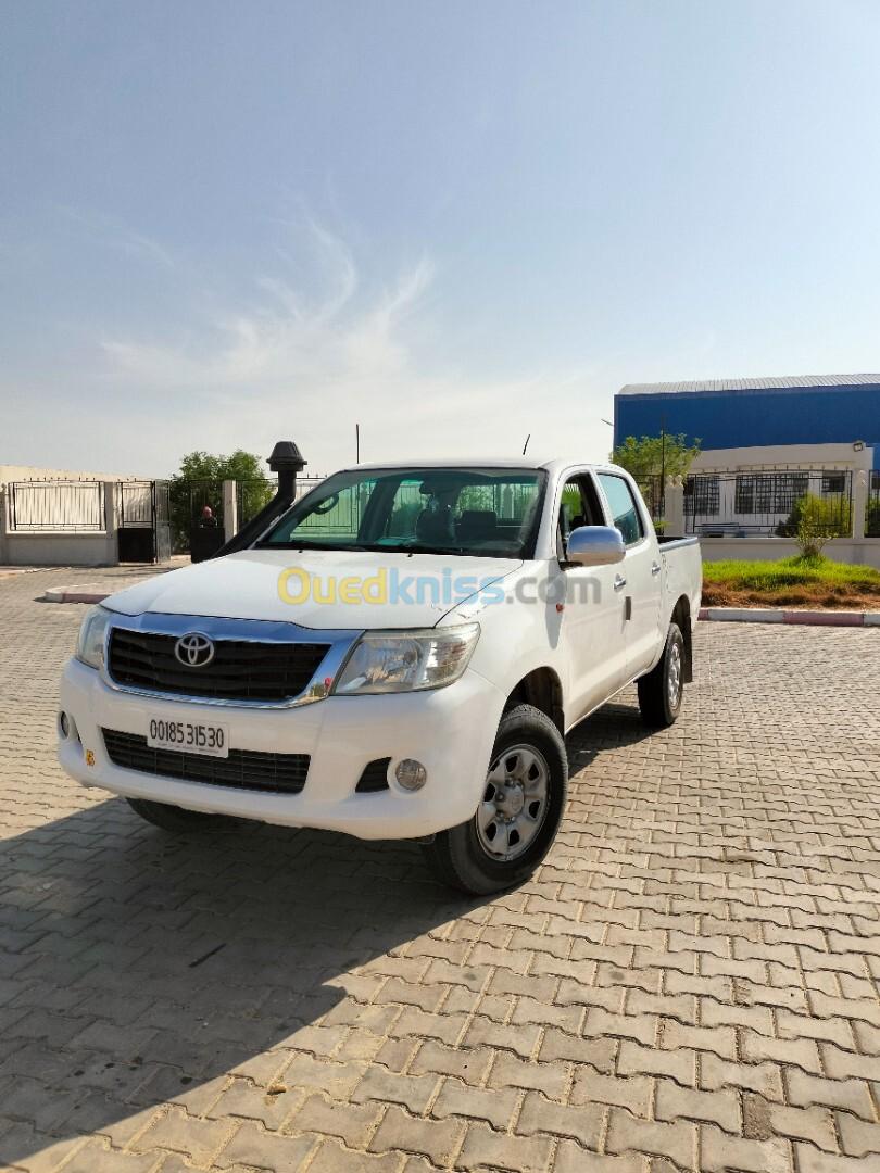 Toyota Hilux 2015 LEGEND DC 4x4