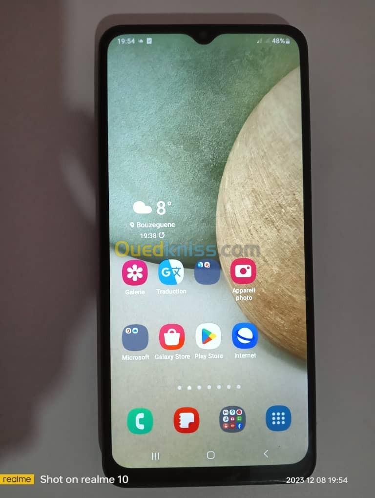 Samsung A12