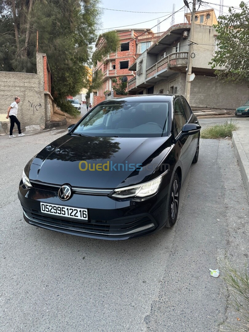 Volkswagen Golf 8 2022 Active