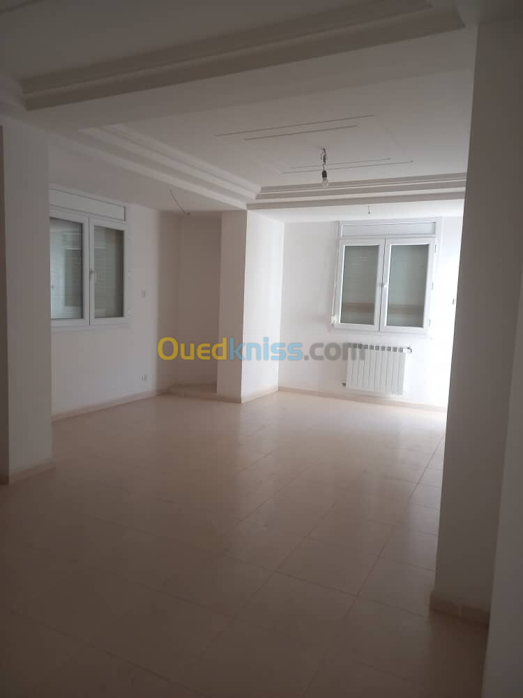 Location Appartement F4 Alger Douera