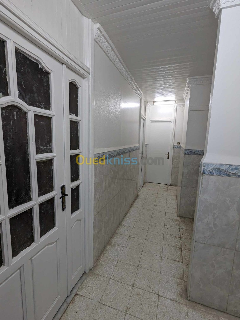 Location Appartement F3 Batna Batna