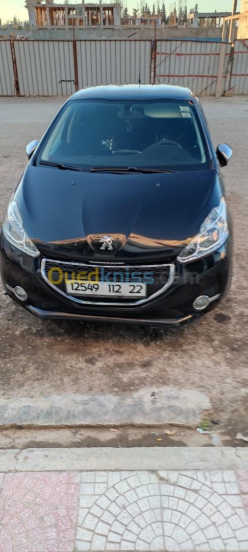 Peugeot 208 2012 Allure