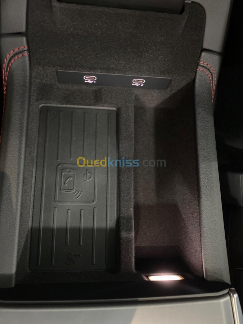 Audi A6 2023 S Line full options Quattro