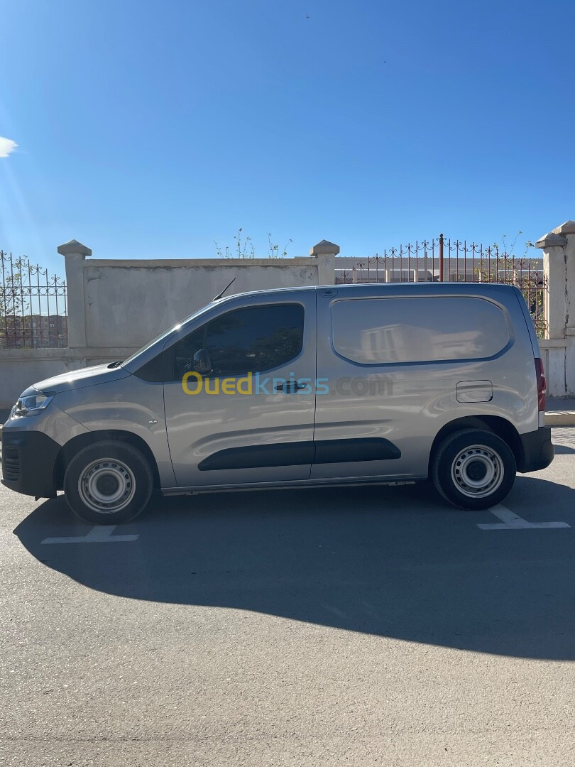 Fiat DoBLo 2023 