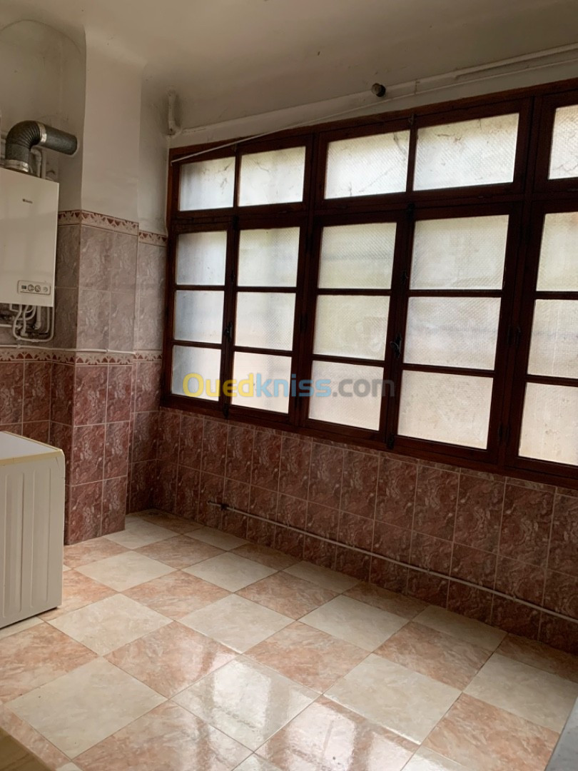 Location Appartement F4 Constantine Constantine