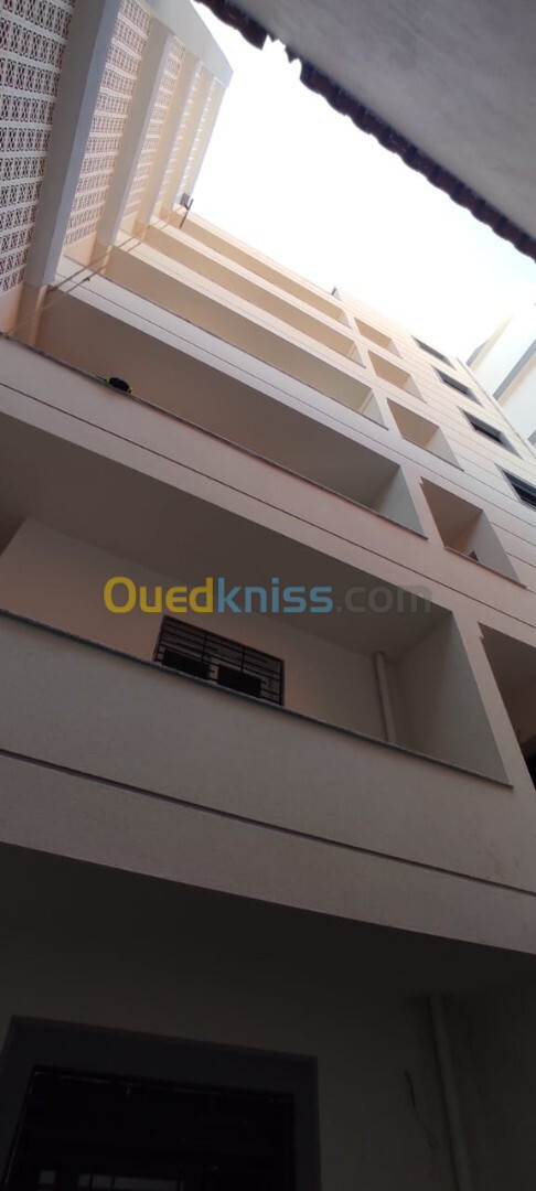 Vente Appartement F2 Alger Bordj el kiffan