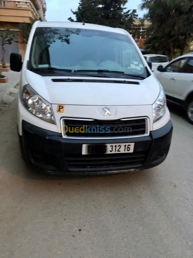 Peugeot Exper HDi 2.0 L 2012