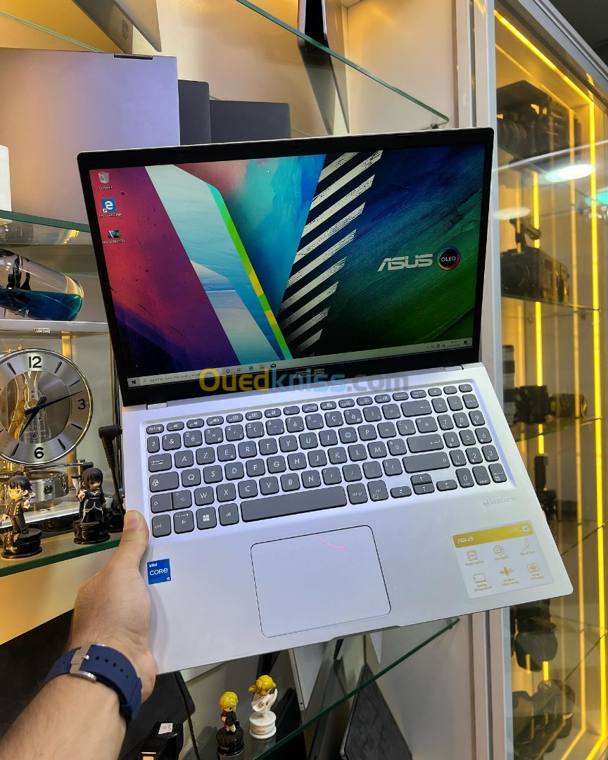 Asus 15 i5-11eme 8/512GB