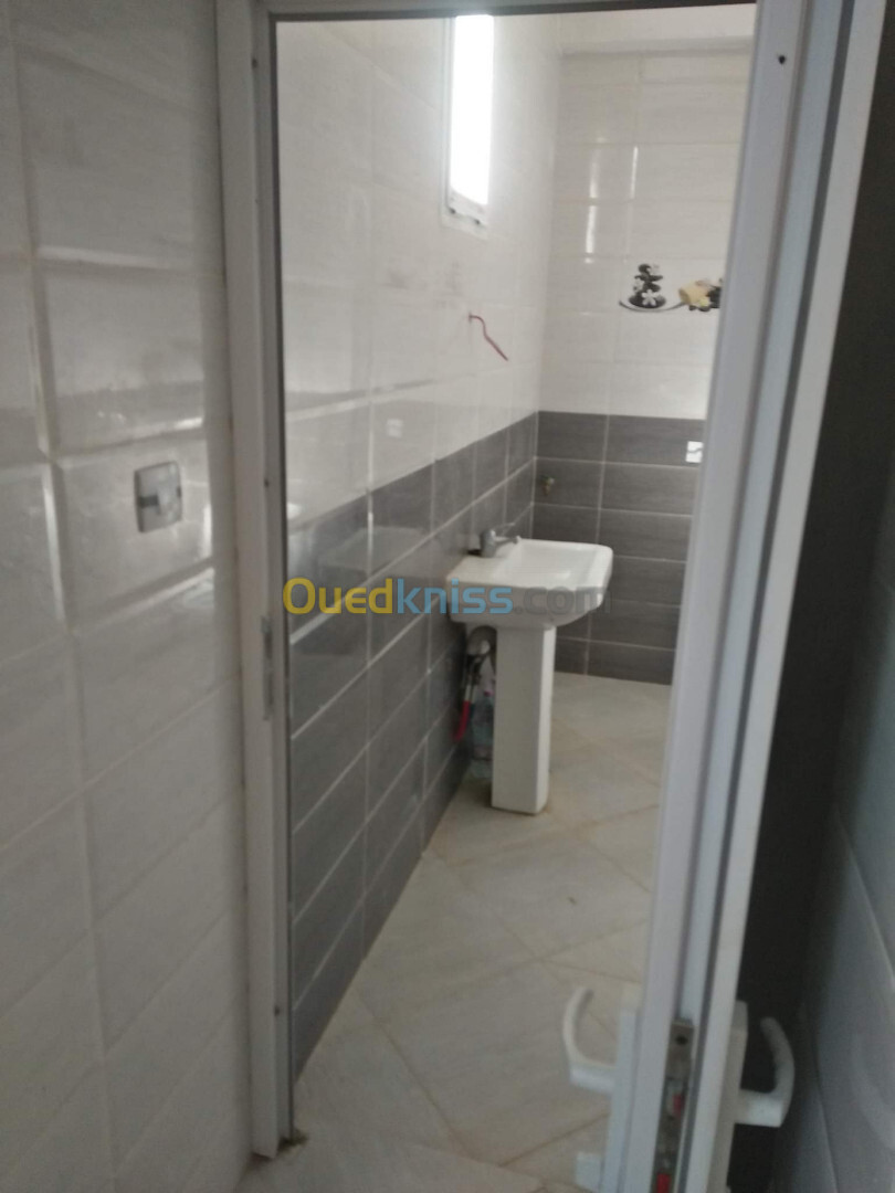 Location Niveau De Villa F2 Guelma Guelma