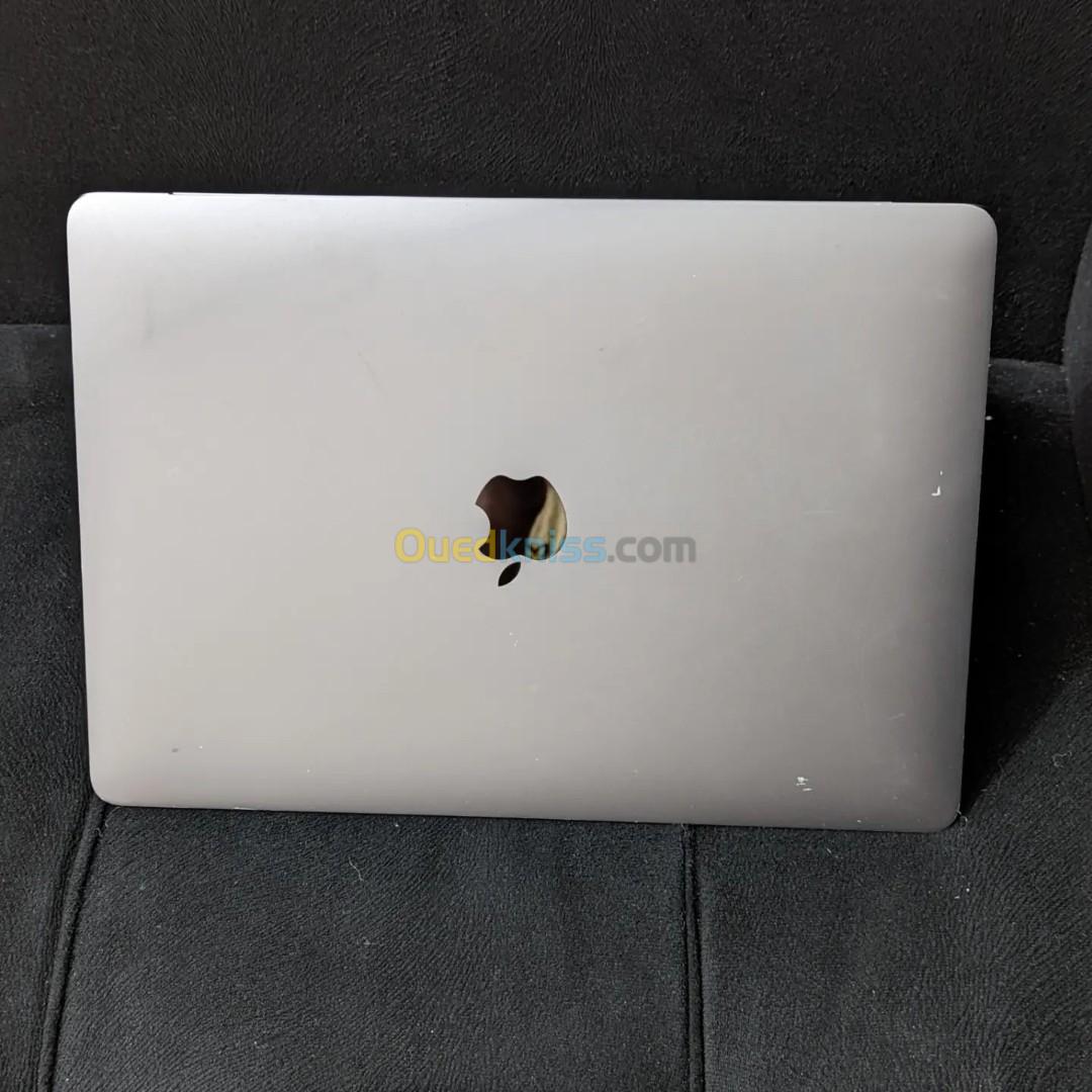 MacBook AIR 2020 I5/8G/512 SSD cycle 95