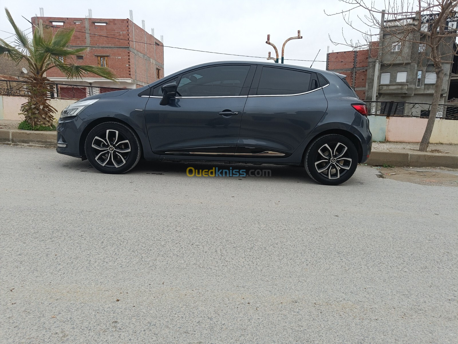 Renault Clio 4 2019 Limited 2