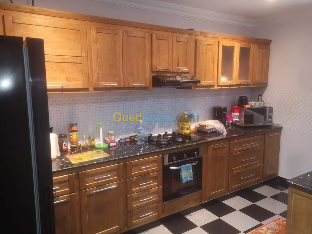 Location Appartement F4 Annaba Annaba