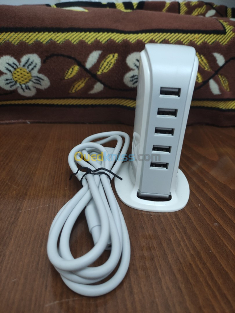 Chargeur multi ports 5 USB.