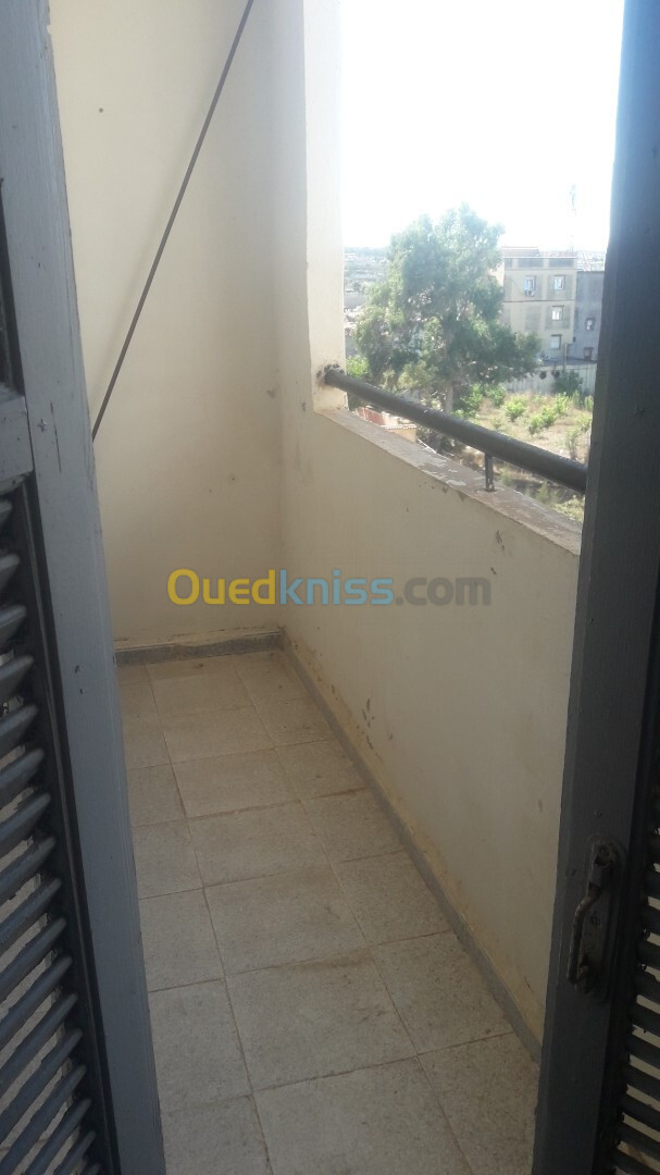 Location Appartement F3 Alger Ain benian