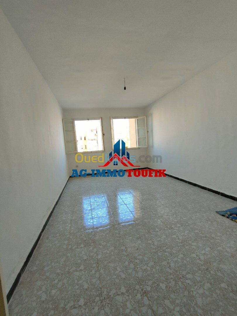 Location Appartement F3 Alger Souidania