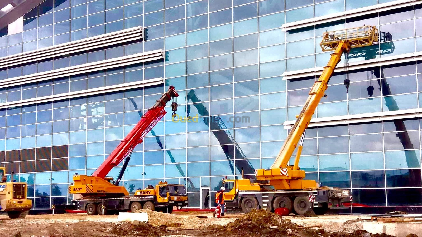 Liebherr Grove Tadano Location Des Engins 16t 500t 2023 Alger Algérie