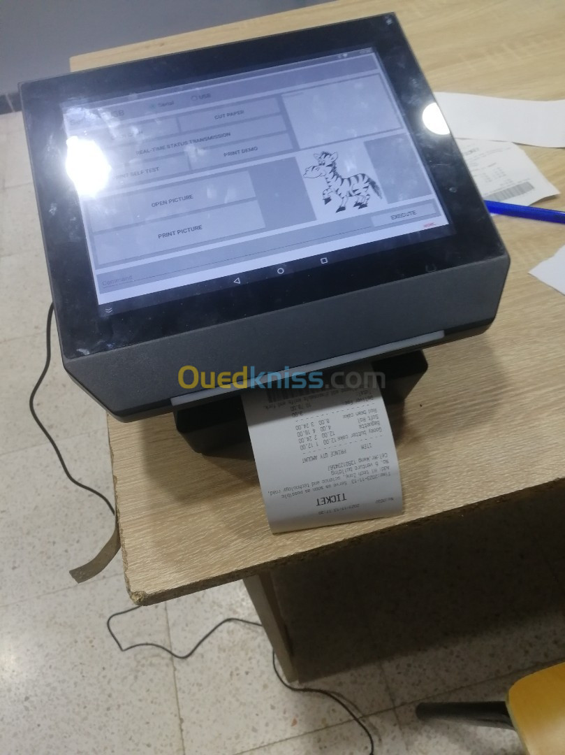 Caisse Android avec emprimante 