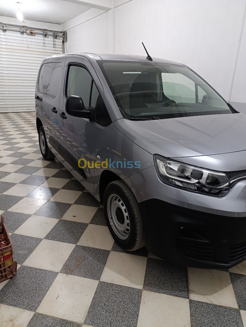 Fiat Doblo 2024 Dz