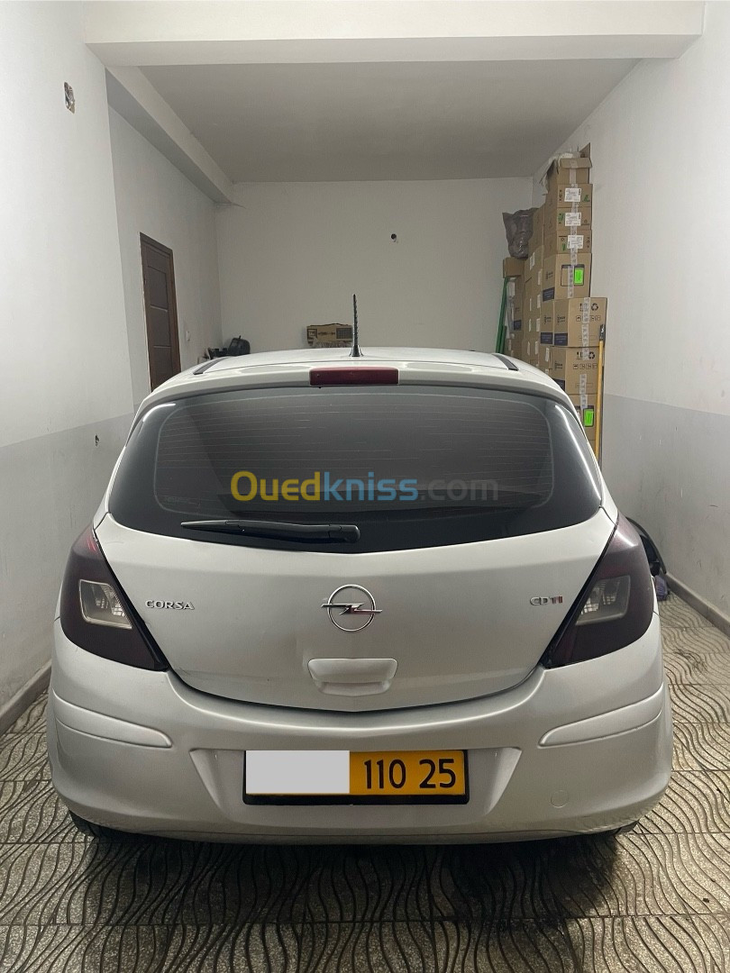 Opel Corsa 2010 Enjoy Pack