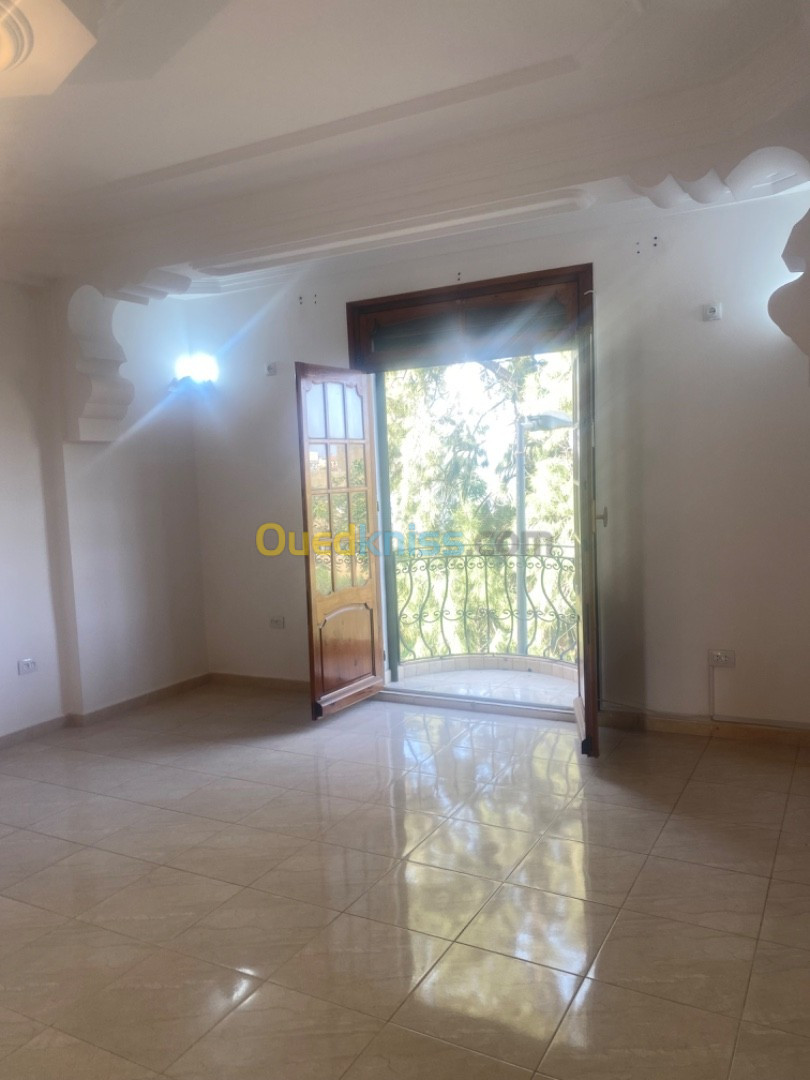 Location Niveau De Villa F3 Alger Kouba