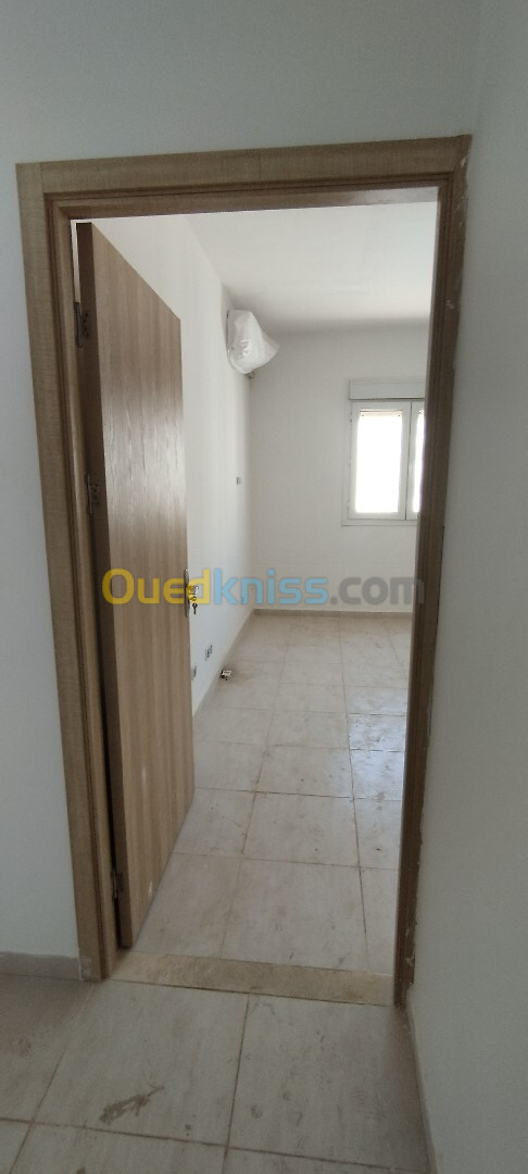 Location Appartement F4 Alger Mahelma