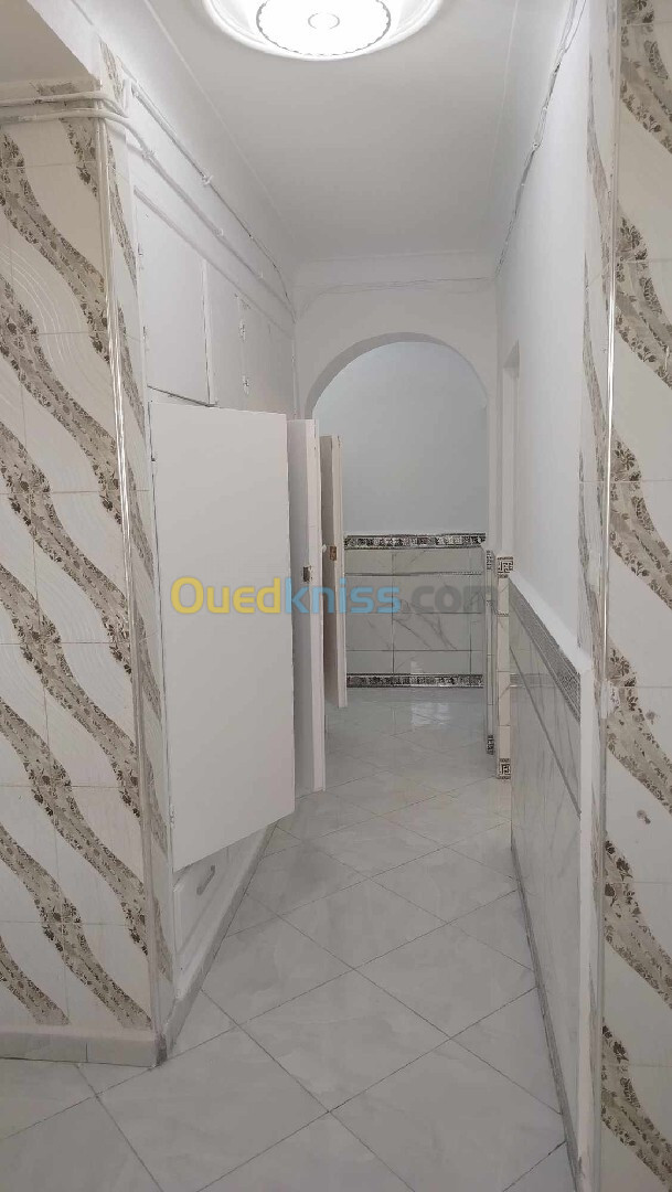 Location Niveau De Villa F3 Alger Zeralda