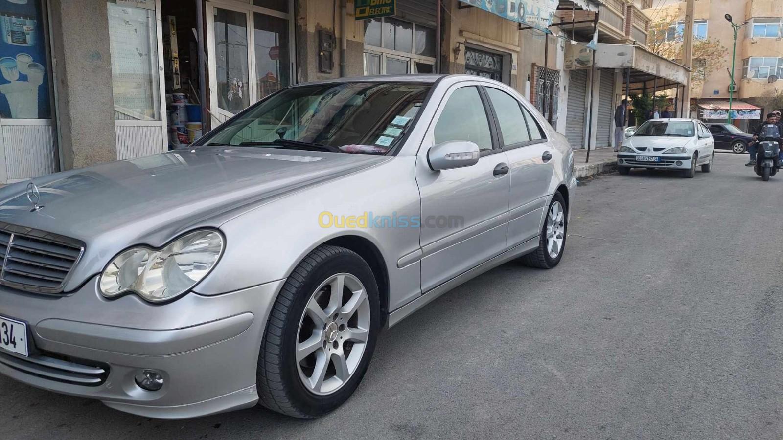 Mercedes Classe C 2001 220