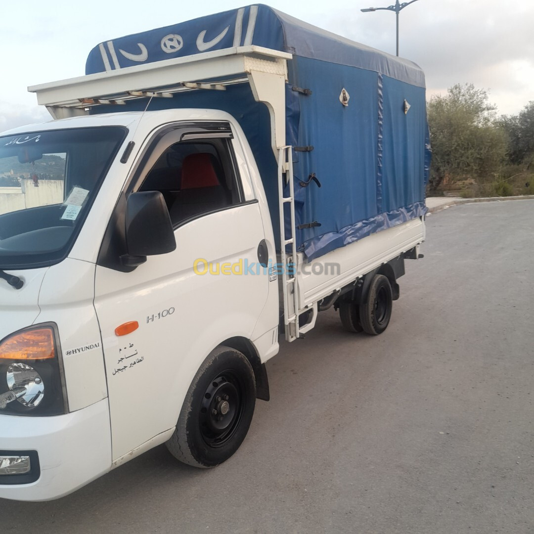 Hyundai H100 2015 .