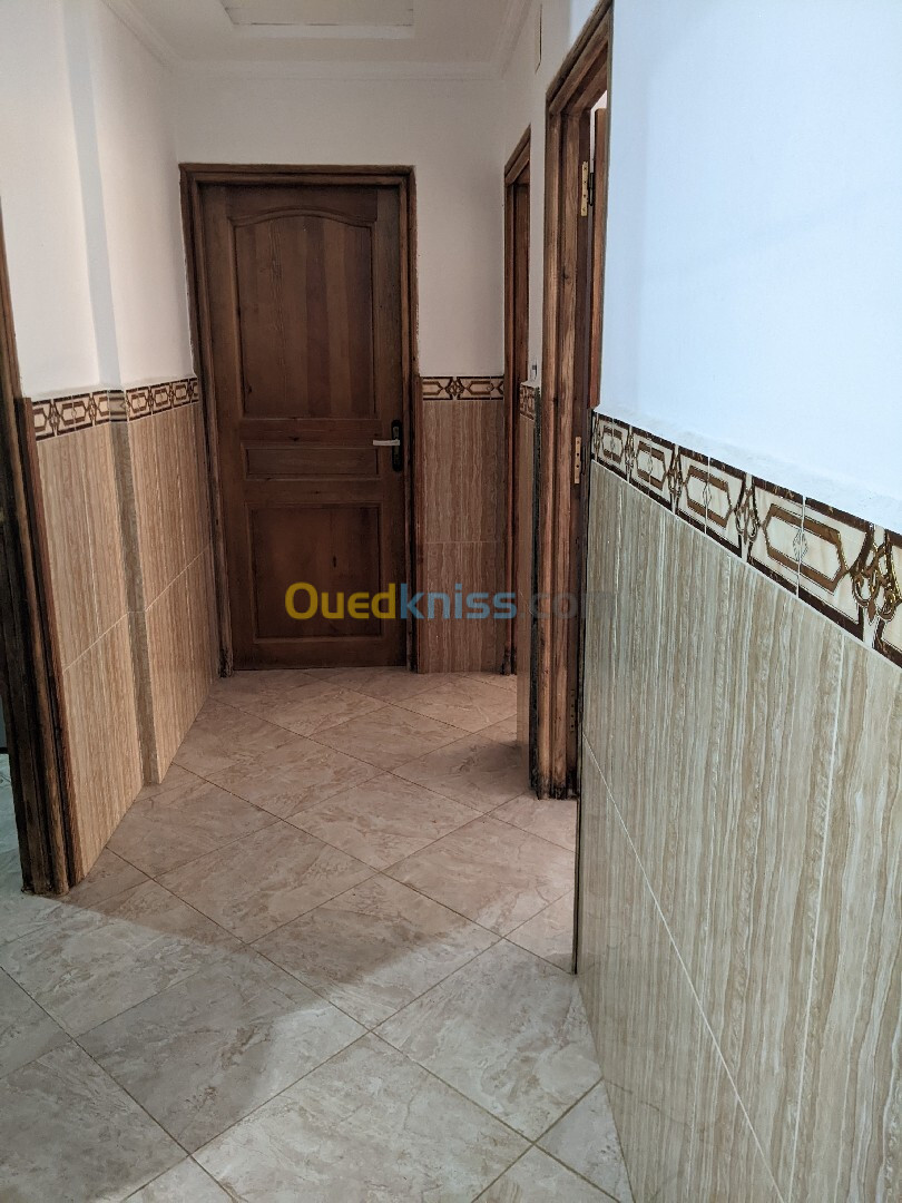 Location Appartement F4 Alger Bouzareah